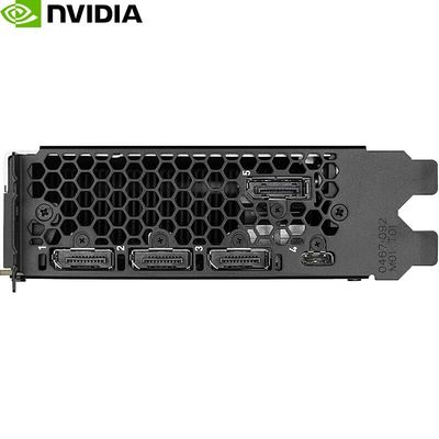 RTX8000 アドバンストグラフィックカード 12nmチッププロセスとディスプレイポート出力